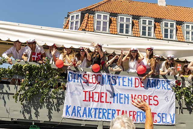 Studenter på tur. Foto: Kenneth Jensen, Frederikssund Kommune. Studenter på tur. Foto: Kenneth Jensen, Frederikssund Kommune.