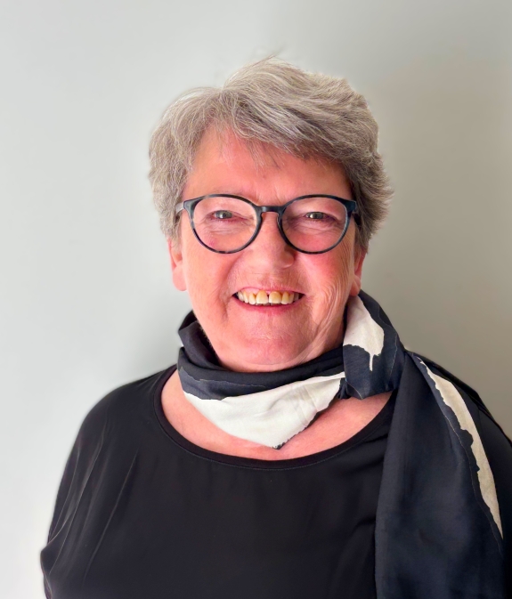 Gitte Kragelund - Græse Bakkeby