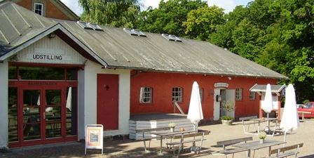 Kulturhuset Rejsestalden. Foto: Frederikssund Kommune.