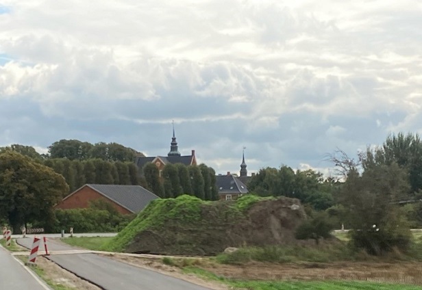 Udsigt til Jægerspris Slot fra bussen. Foto: Frederikssund Kommune.