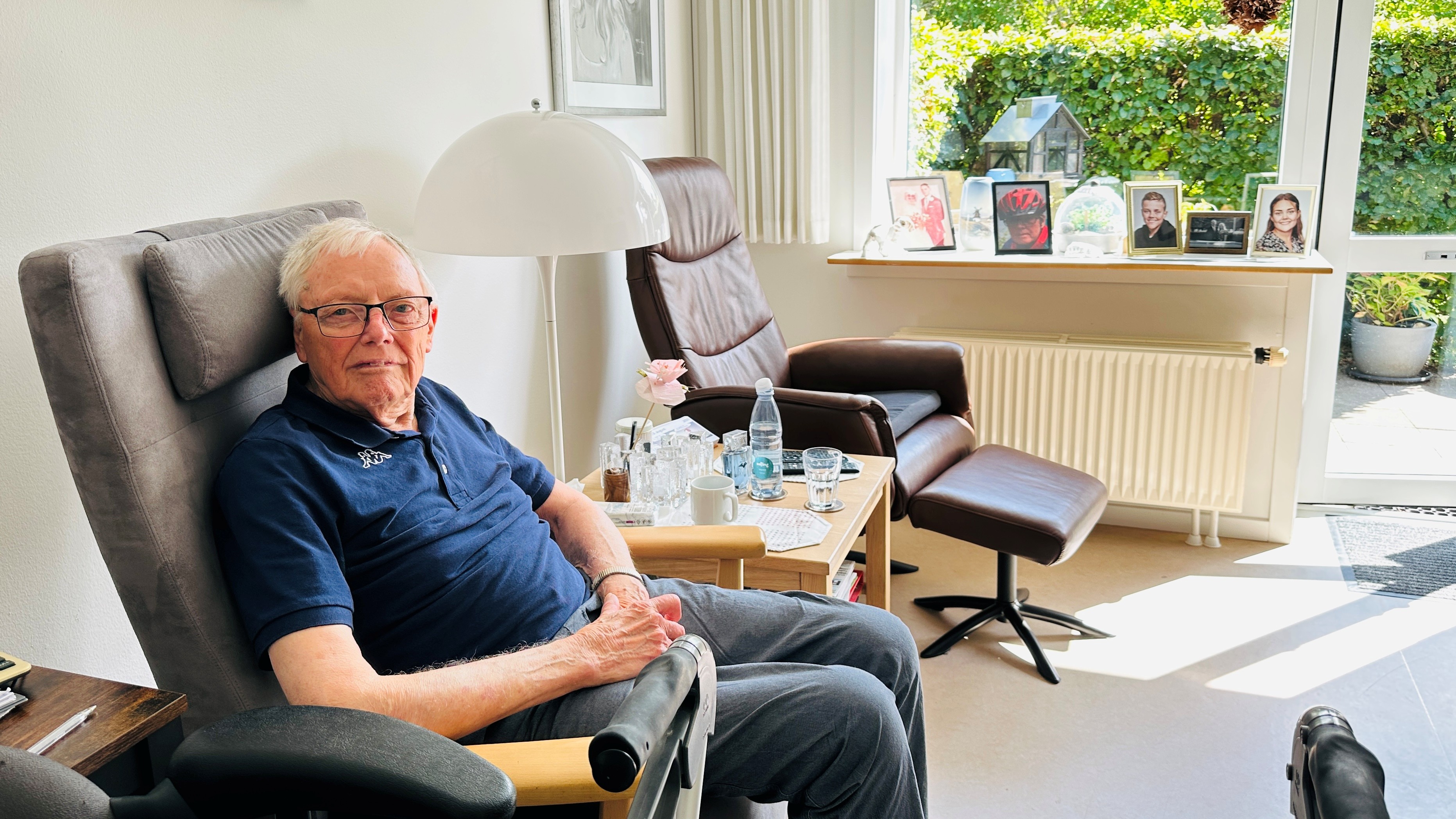 Flemming Olsen beboer De Tre Ege Beboer Flemming Olsen i sin lænestol i plejeboligen