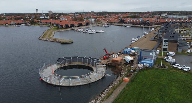 Kultur- og havnebadet ved indsejlingen til Frederikssund Havn. Foto: Frederikssund Kommune.