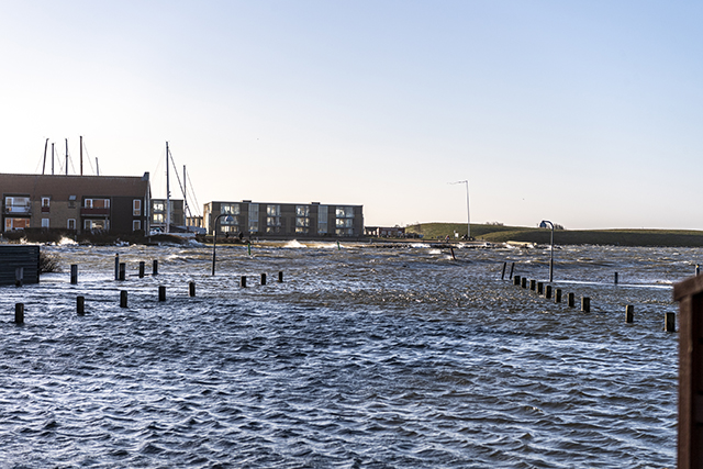 Høj vandstand ved havnen i Frederikssund. Foto: Frederikssund Kommune, Kenneth Jensen.