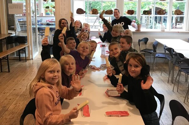 1. gult hold på Slotsparkens Friskole vandt is til hele klassen. Foto: Frederikssund Kommune.