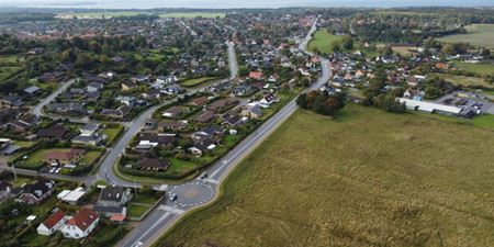 Hovedgaden i Jægerspris. Foto: Frederikssund Kommune.