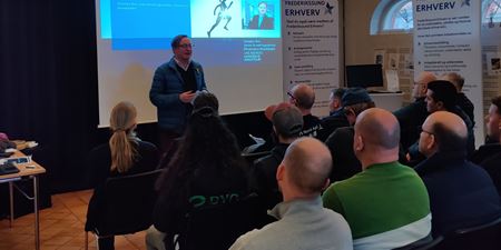 Publikum til udbudsbazar. Foto: Frederikssund Kommune