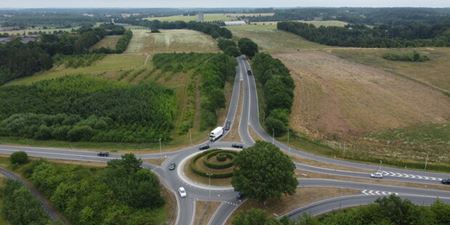 Hørup Skovvej og rundkørslen Roskildevej/Hørup Skovvej. Foto: Frederikssund Kommune.