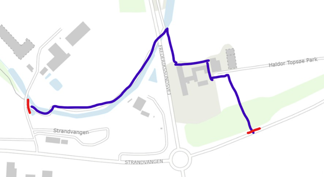 Kort med tegning af grusstien mellem Strandvangen 17 og Haldor Topsøe Park 1. Illustration: Frederikssund Kommune.