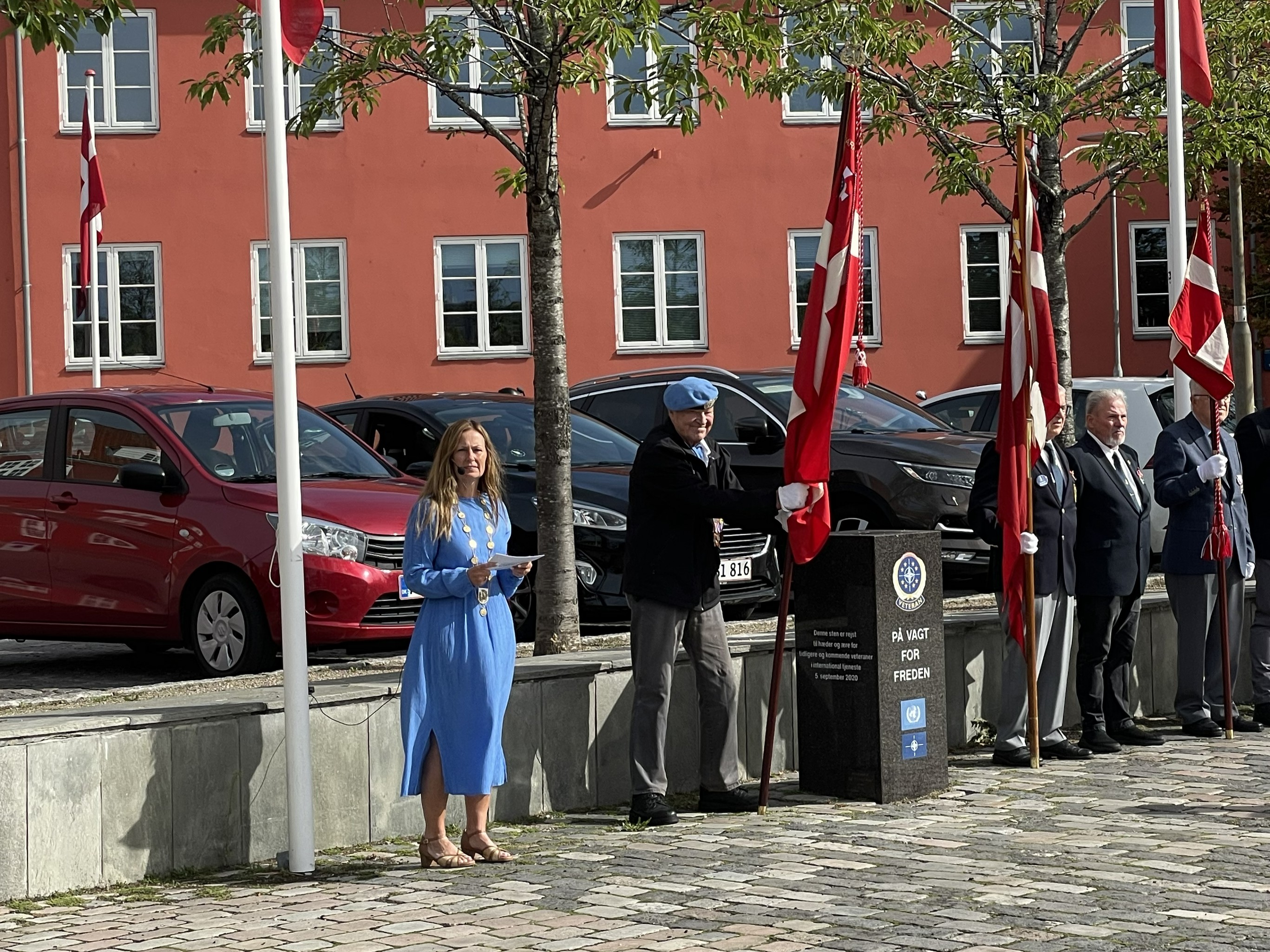 Borgmester Anne Sofie Uhrskov taler til flagdagen. Foto: Frederikssund Kommune