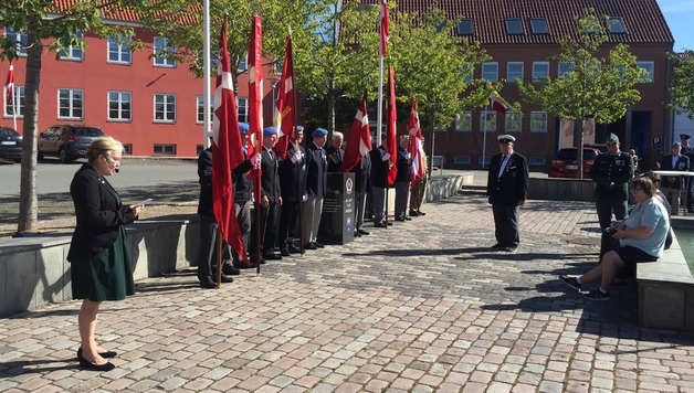 Tina Tving Stauning holder tale. Foto: Frederikssund Kommune.