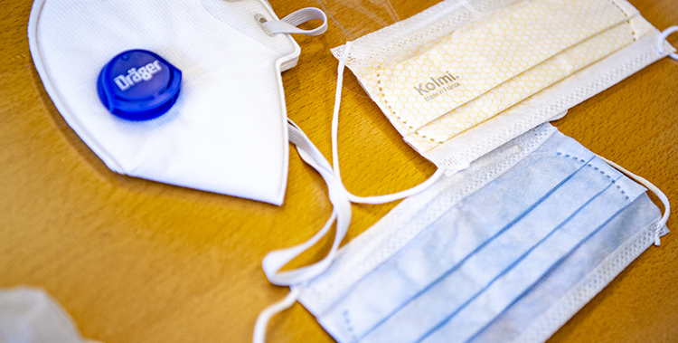 Mundbind og masker. Foto: Frederikssund Kommune, Kenneth Jensen.