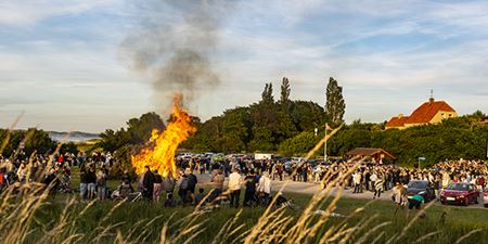 Sankhansbål på Kulhuse Havn i 2019. Foto: Kenneth Jensen, Frederikssund Kommune.