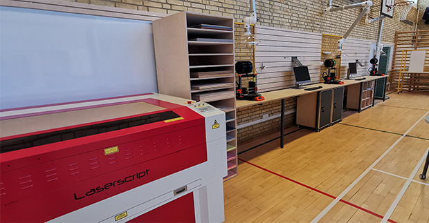 Lasercuttere og 3D printere er klar til brug. Foto: Frederikssund Gymnasium.