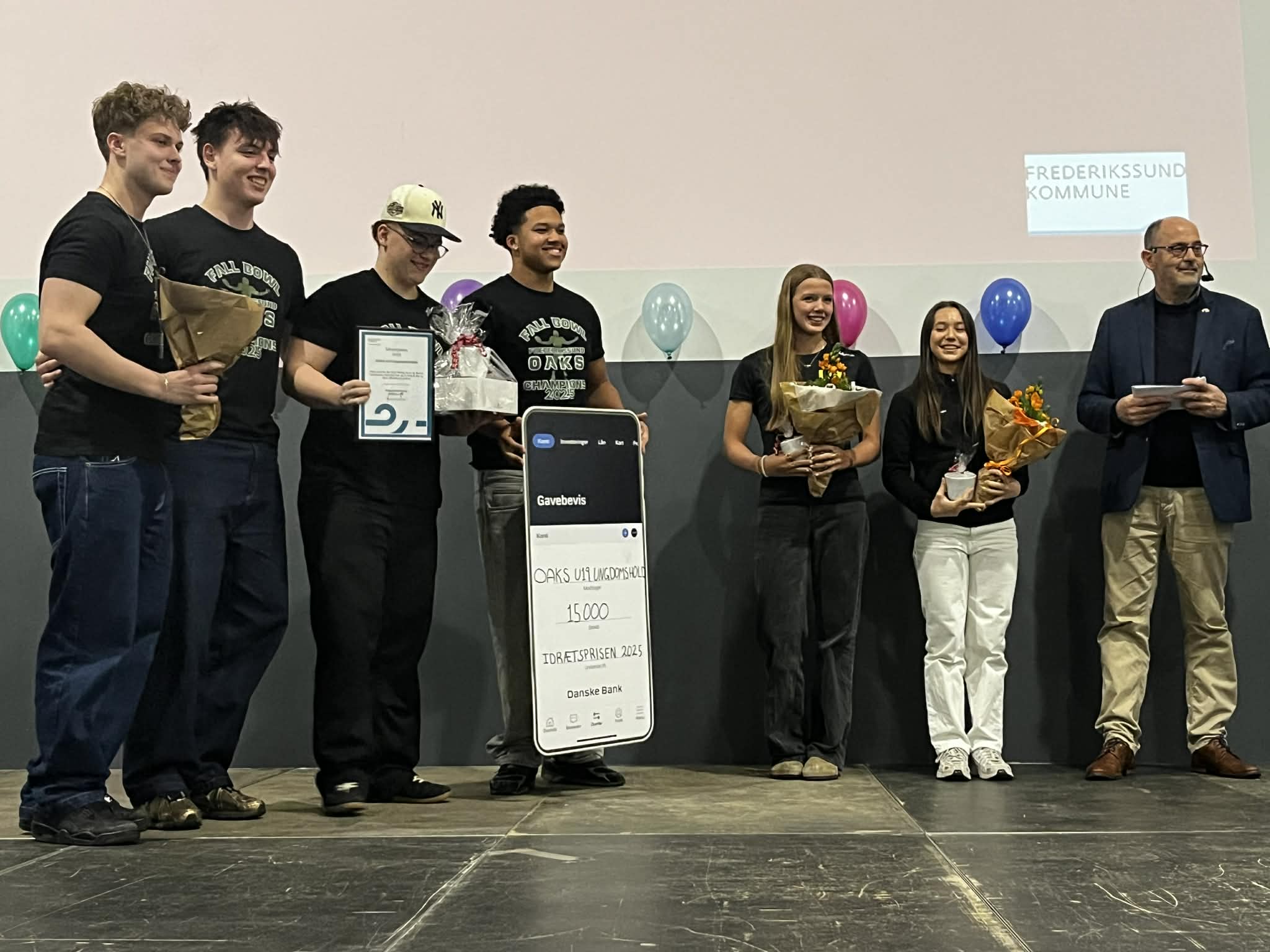 Frederikssund OAKS modtager idrætsprisen. Foto: Frederikssund Kommune