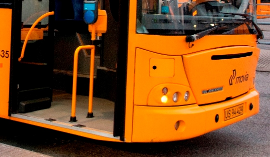 Bus med åben dør. Foto: Frederikssund Kommune.